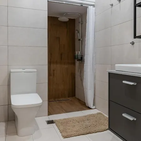 Nest- Cozy & Accessible Appartement Thessalonique