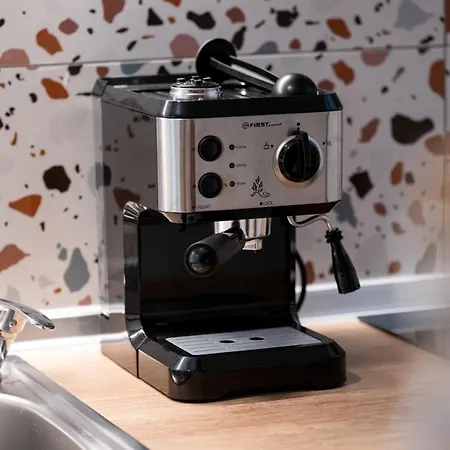 Nest- Cozy & Accessible * Thessalonique