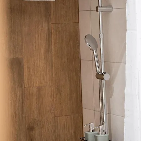 Nest- Cozy & Accessible