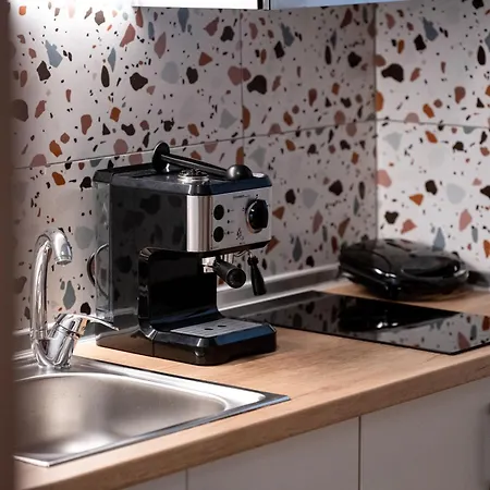 Nest- Cozy & Accessible Thessalonique