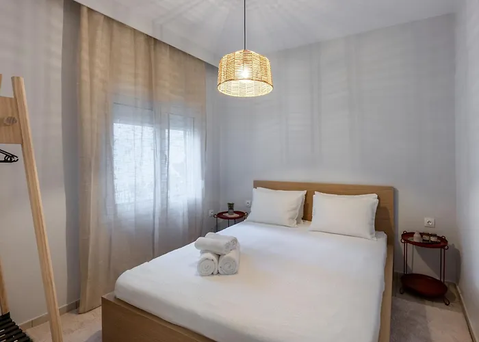 Nest- Cozy & Accessible Salonicco